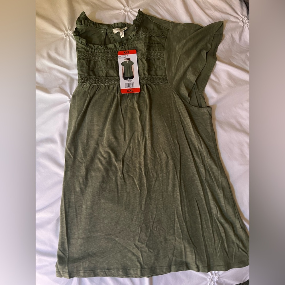 Green Sleeveless Top